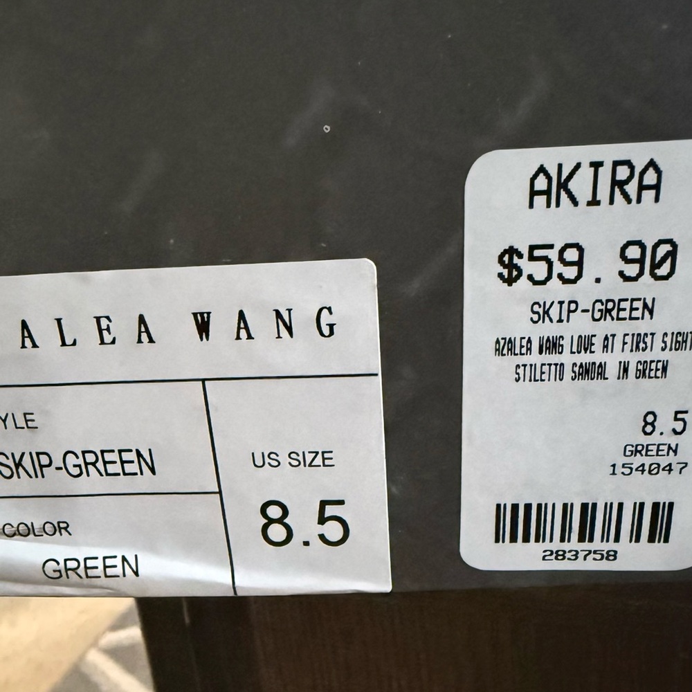 Alea Wang Vibrant Green Strappy Sandals - Picture 2 of 2
